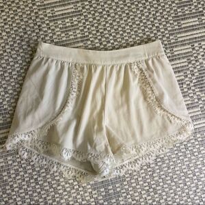 Cream Shorts with Lace detail